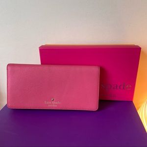 Kate Spade Cedar Street Carmilla wallet in Cabaret Pink, original box and tags